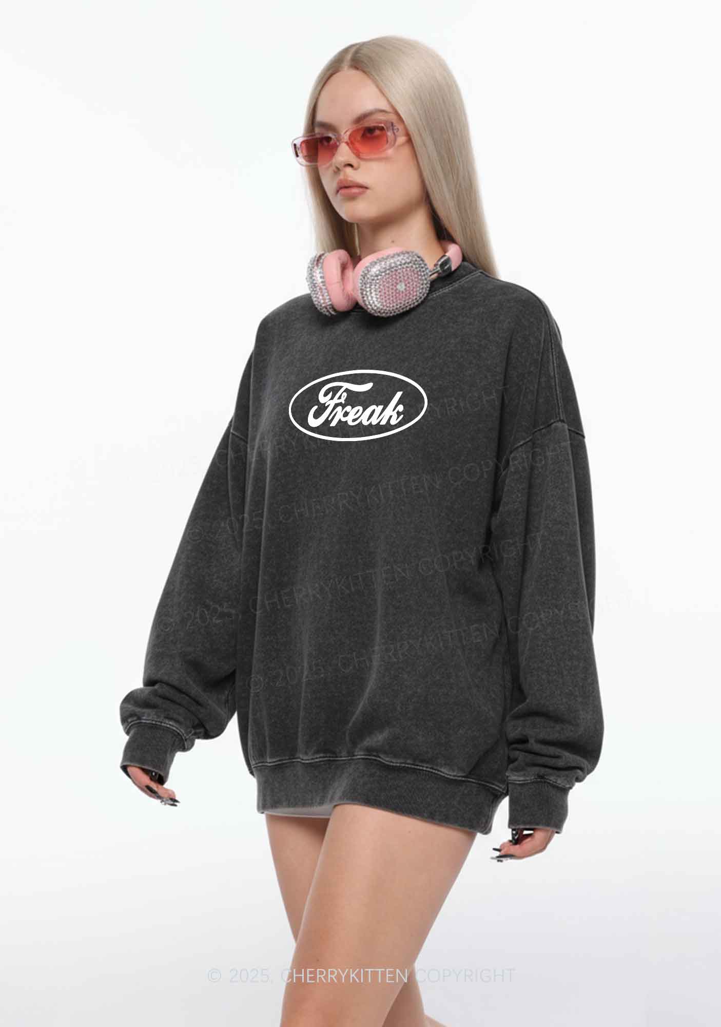 Oval Freak Y2K Washed Sweatshirts Cherrykitten