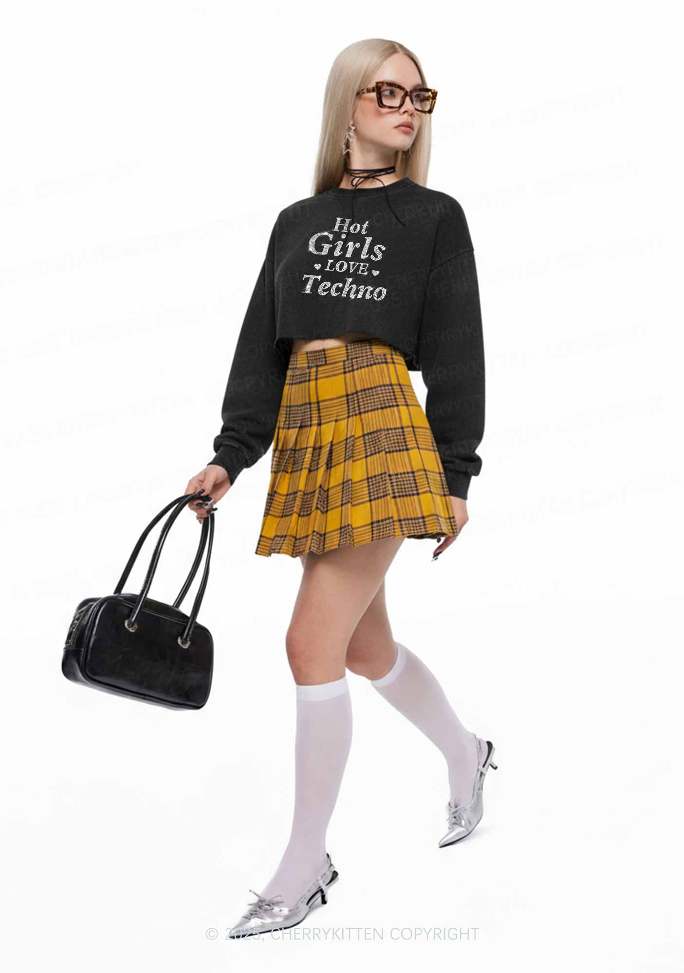 Rhinestone Hot Girls Love Techno Y2K Crop Washed Sweatshirts Cherrykitten