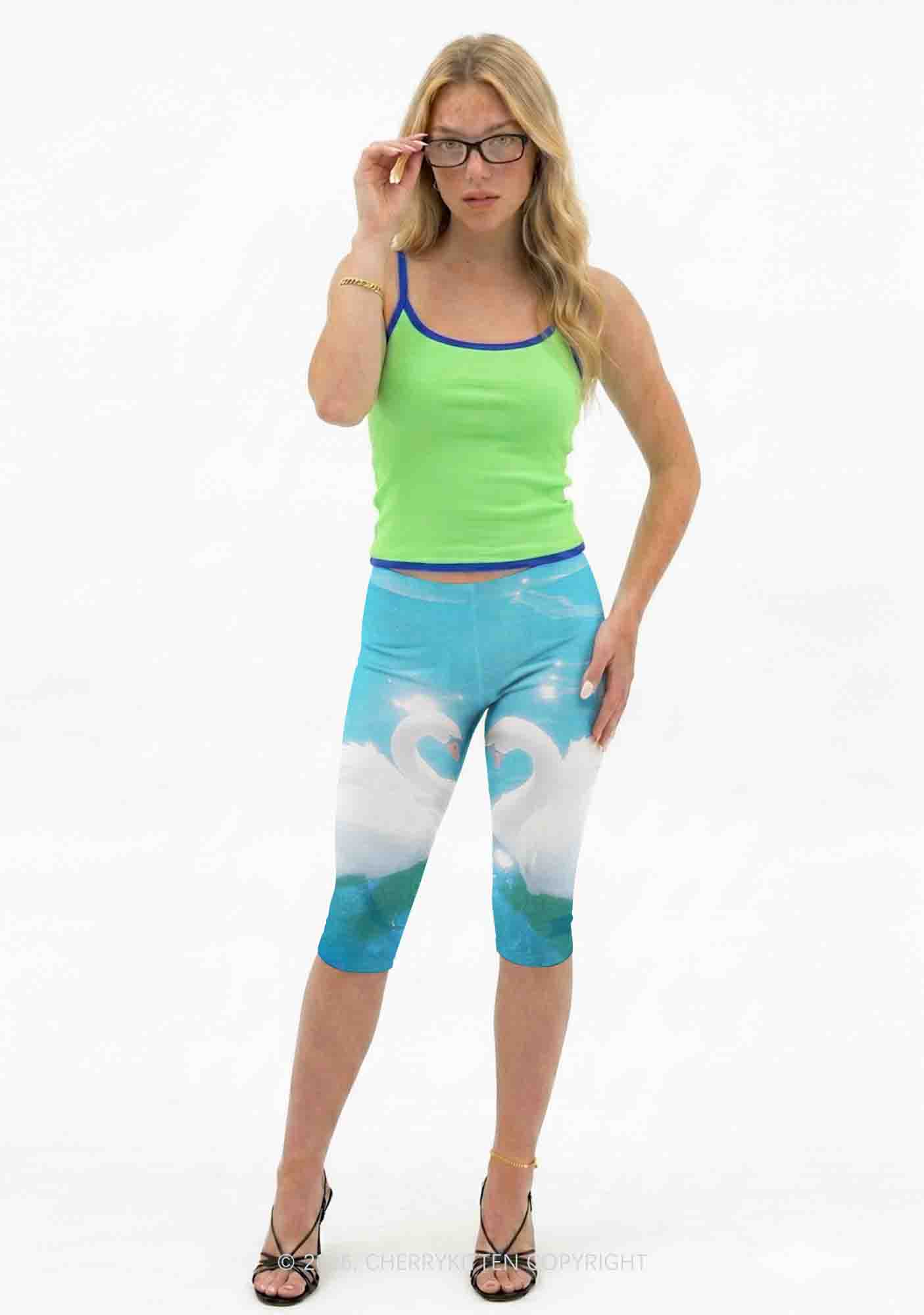 Swan Lovers Y2K Print Capri Pants Cherrykitten