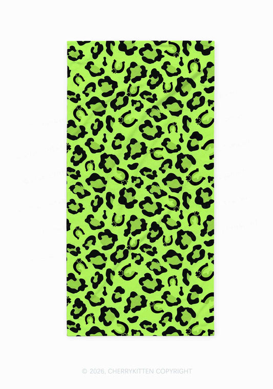 Green Leopard Y2K Beach Towel Cherrykitten