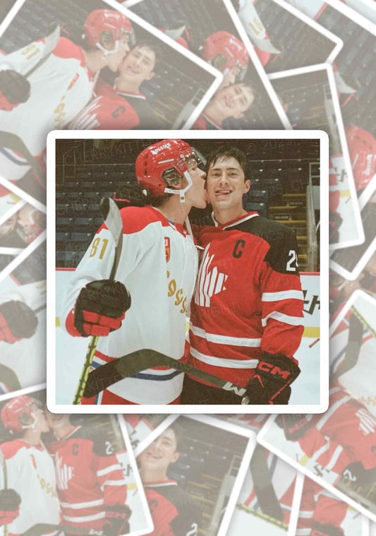 Retro Red Kissing HR 1pc Y2K Sticker Cherrykitten