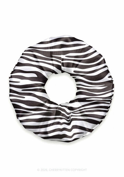 Classic Zebra Stripes Y2K Hair Scrunchie Cherrykitten