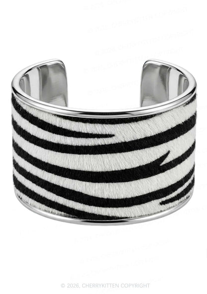 Leopard Y2K Open Bangle Cherrykitten