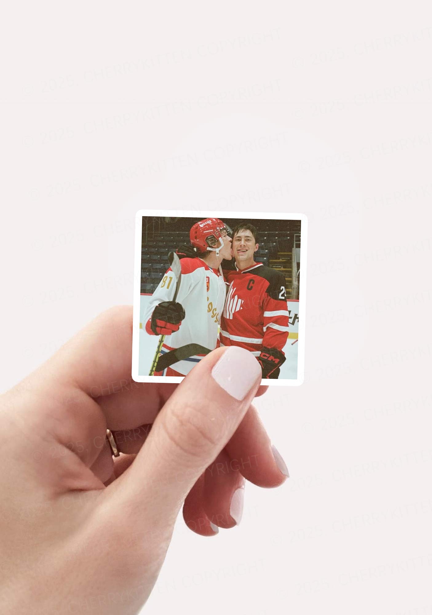 Retro Red Kissing HR 1pc Y2K Sticker Cherrykitten