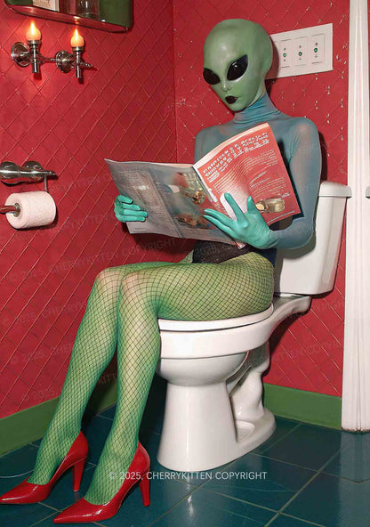 Halloween Alien On Toilet Y2K Print Cami Crop Top Cherrykitten