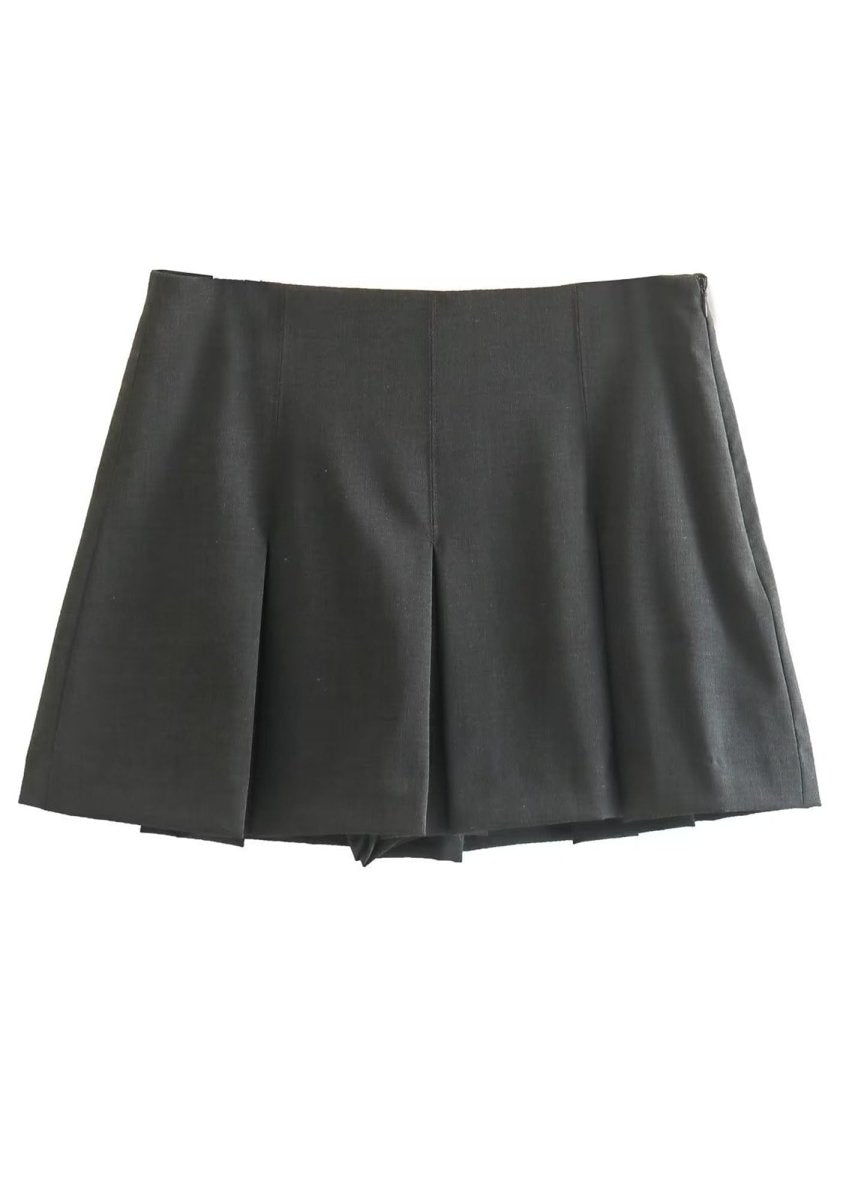 Wide Pleated Solid Color Shorts - cherrykittenWide Pleated Solid Color Shorts